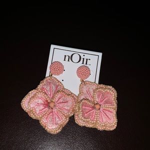 Noir Pink Beaded Flower Earrings